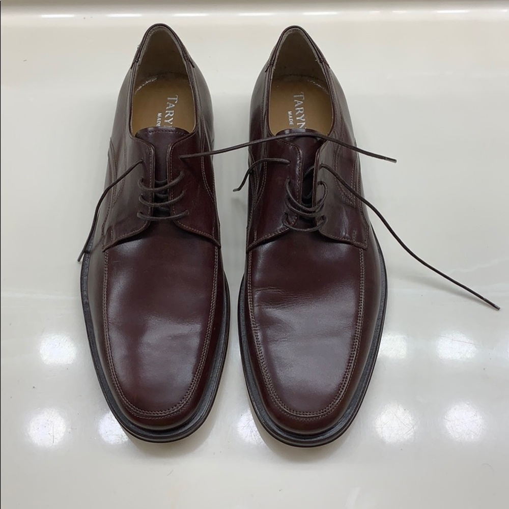 New 41.5 Burgundy Taryn Rose Dress Shoes